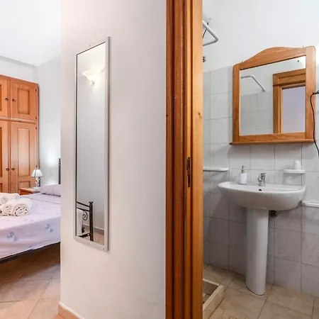 La Saracina Bed & Breakfast